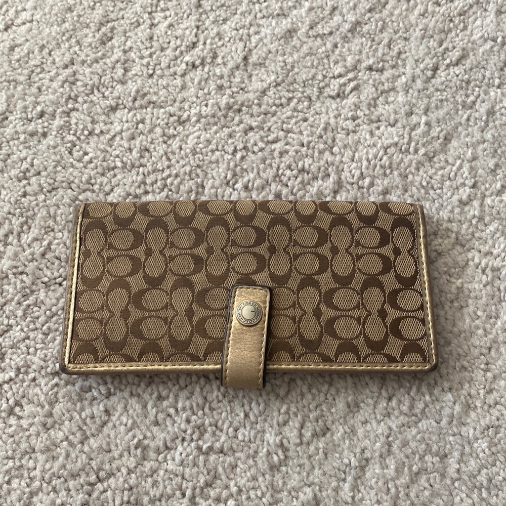 Coach wallet